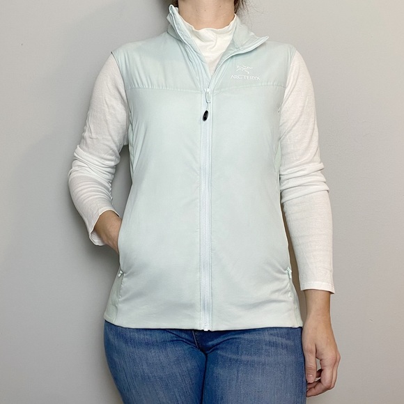 Arcteryx Atom LT Vest in Dew Drop - Picture 3 of 14